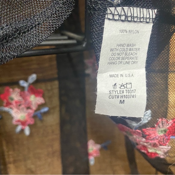 🆕 Boutique Floral Over-lay - Picture 5 of 5